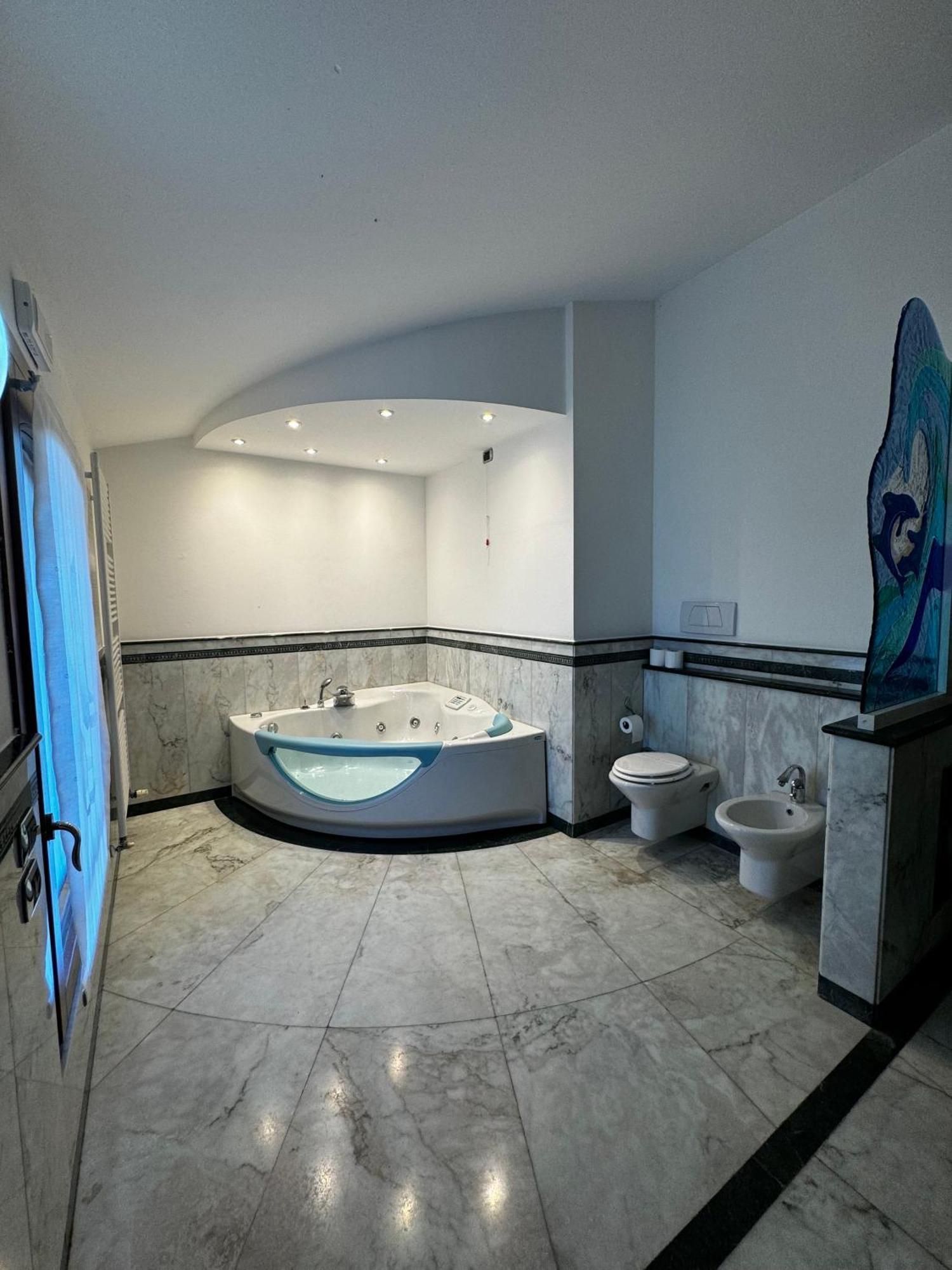 Bed and Breakfast Antico Borgo Di Liteggio Cologno al Serio Exterior foto
