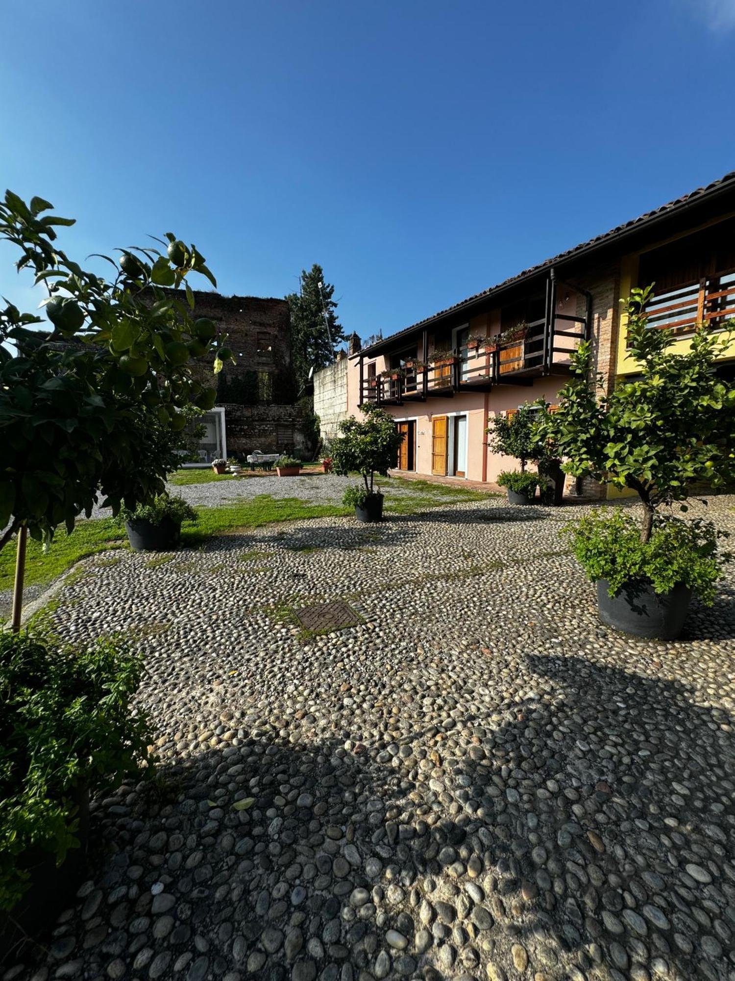 Bed and Breakfast Antico Borgo Di Liteggio Cologno al Serio Exterior foto